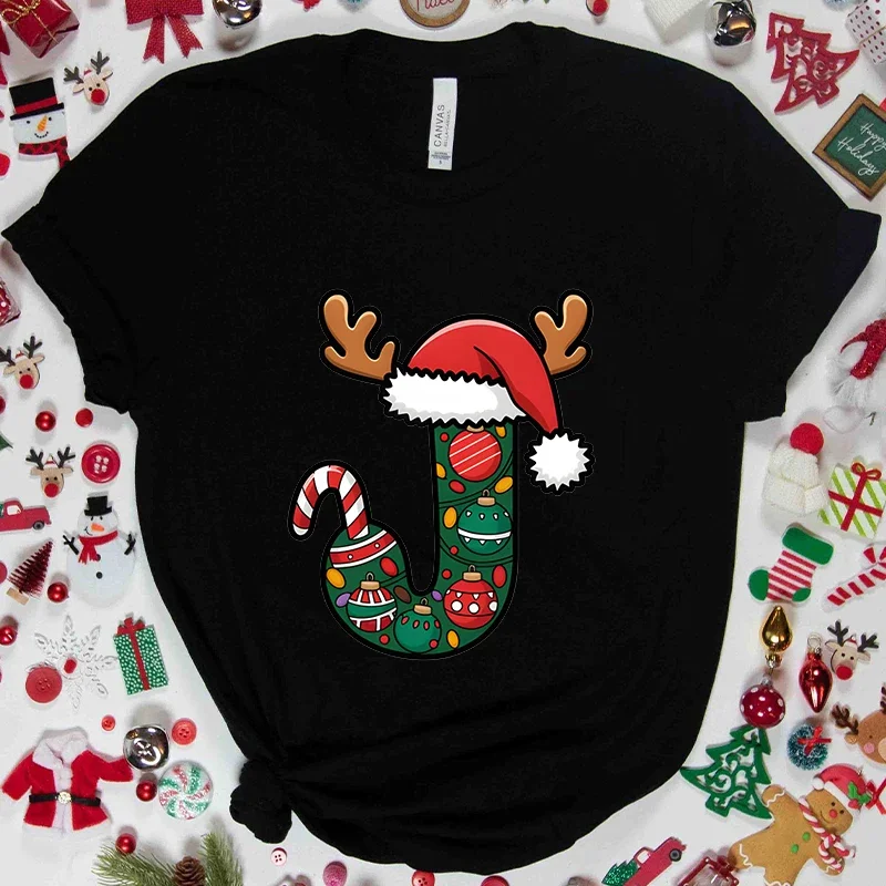 تي شيرت نسائي برسومات حروف أبجدية لعيد الميلاد A-Z مطبوع عليه حروف سانتا كاجوال للعطلات وحفلات الكريسماس تي شيرت نسائي بأكمام قصيرة