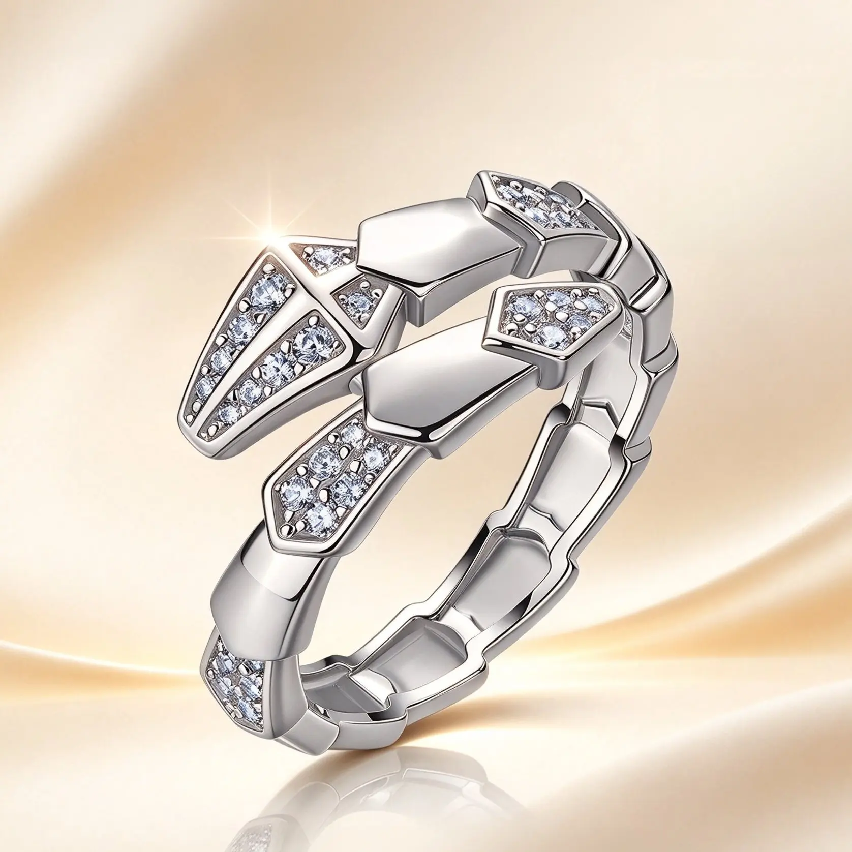 Luxury Snake Shaped S925 Sterling Silver Round Shaped VVS Moissanite Snake Eternity Band Ring