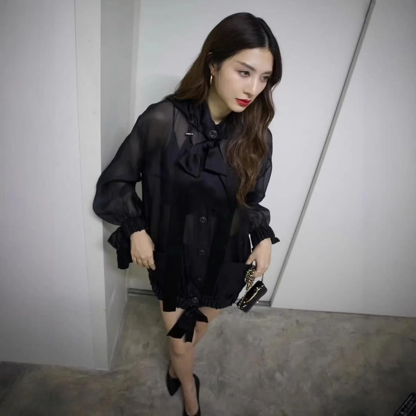 

Черная шифоновая женская рубашка с узлами, весенняя, новая модель, легкая, повседневная, модная, без бренда