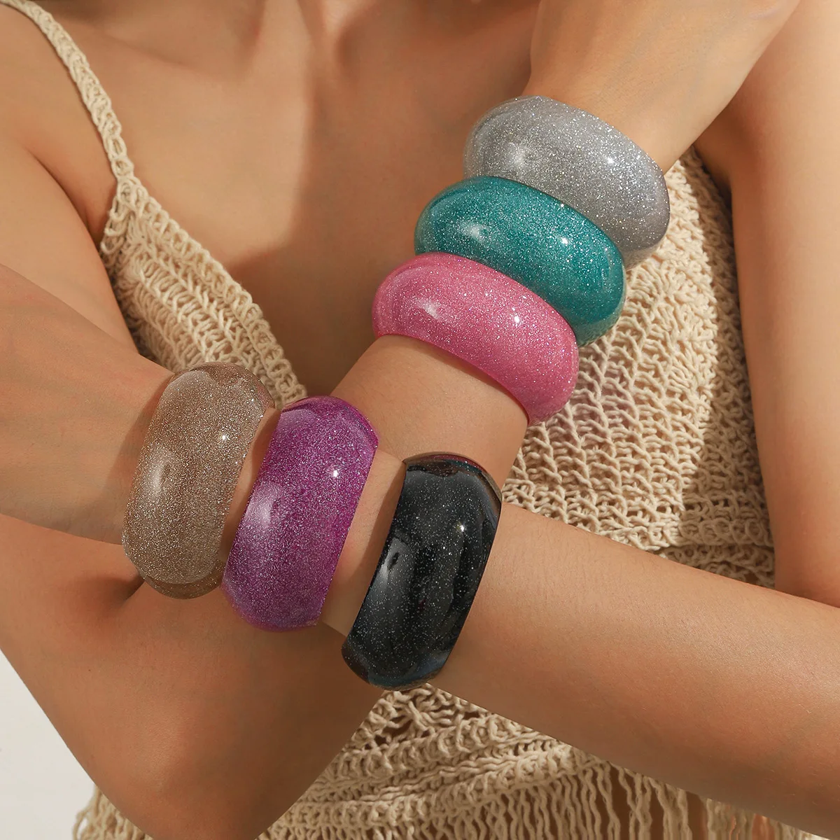 Colorful Glitter Acrylic Wide Cuff Bangle for Women Retro Resin Round Statement Open Bracelets Fashion Stackable Jewelry Gifts
