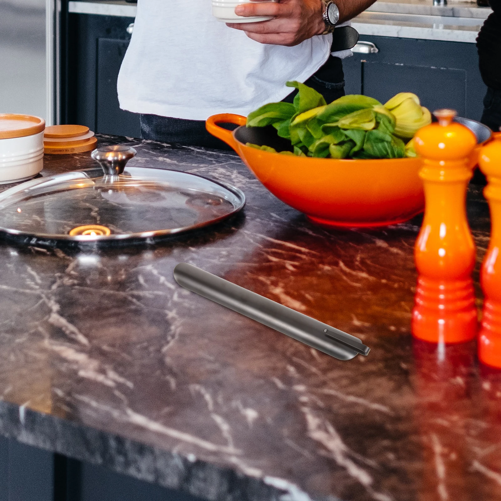 

Stainless Steel Table Crumb Sweeper Food Scraper Ergonomic Design Fixed Clip Handle Efficient Cleaning Tool for Restaurant