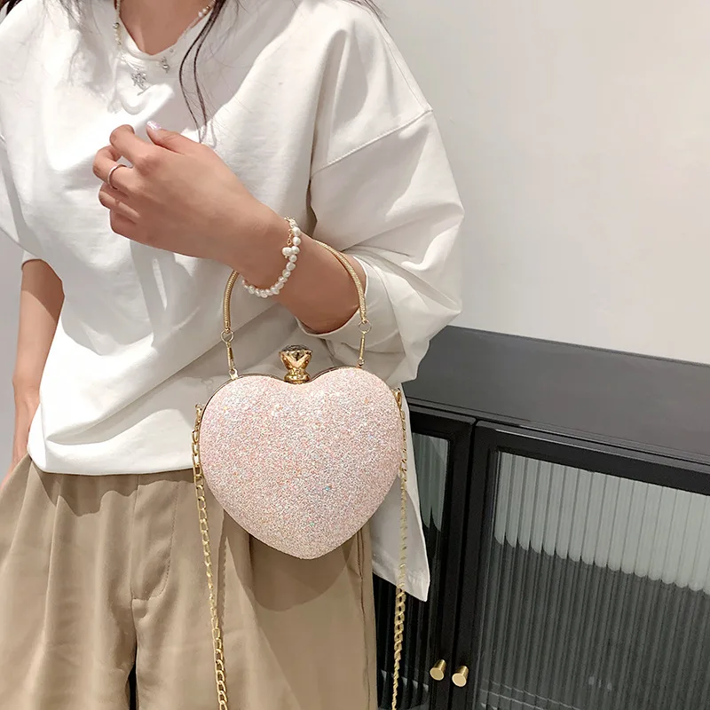 Luxury Ladies Heart Shape Evening Shining Clutch Bag Fashion Sequin Women Mini Bridal Wedding Party Purses Chain Bag Sac A Main