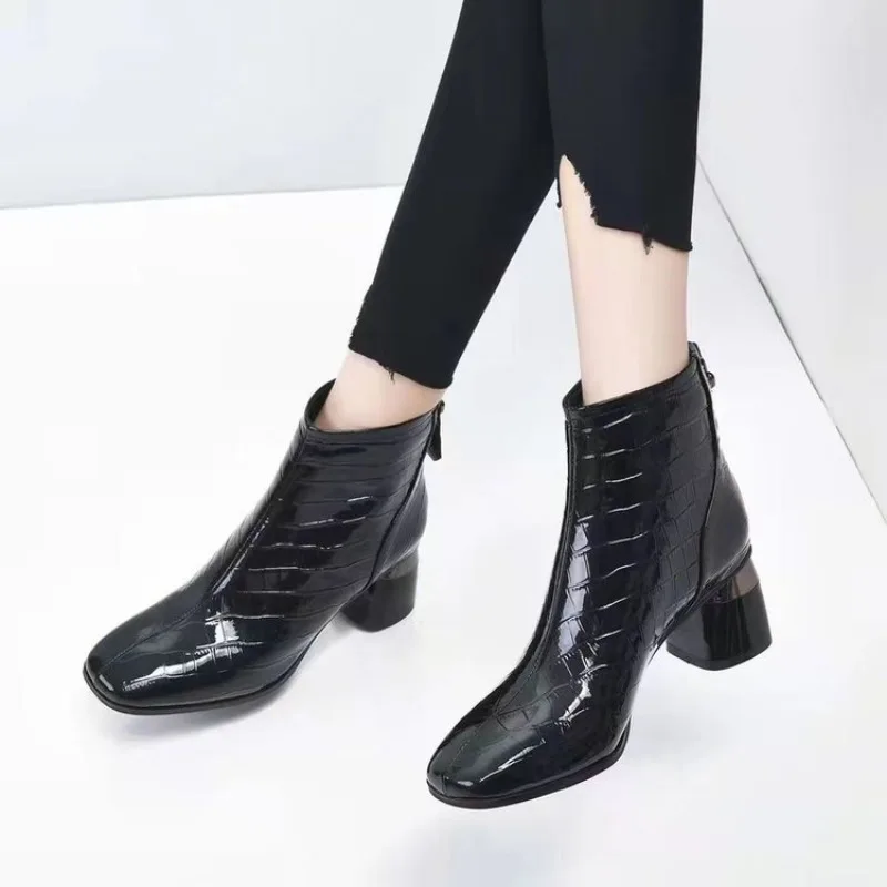 

Patent Leather Women's Shoes2026 New Style Spring and Autumn Soft Leather Square Toe Women's Middle Heel Versatile Women's Boots