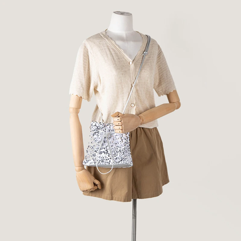 Borsa a secchiello piccola con paillettes da donna di alta qualità per l'estate Design alla moda con coulisse Borse a tracolla singole a tracolla quotidiane versatili