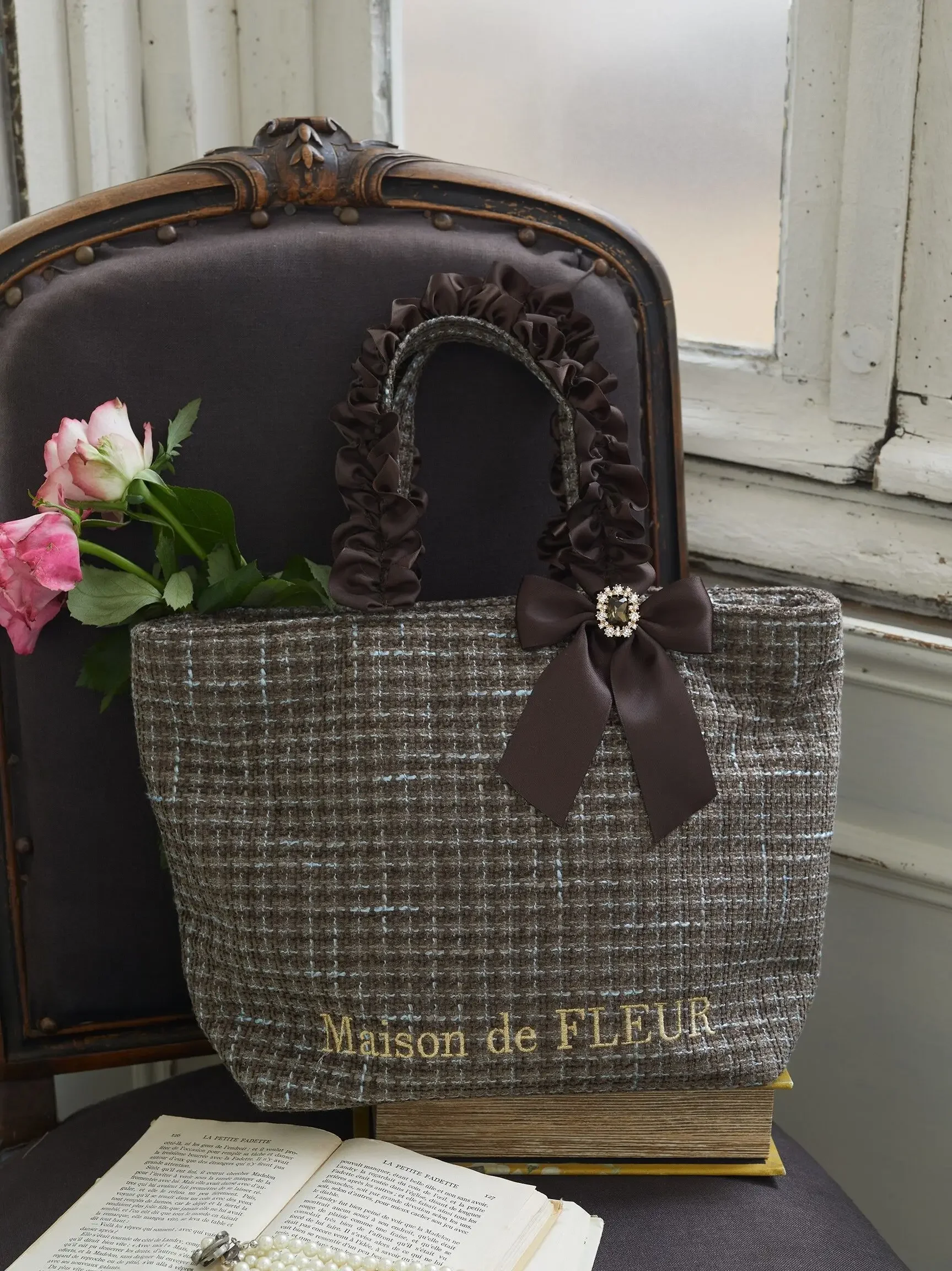 Sweet Cute Japanese Women's Solid Color Tote Autumn Winter All-Match Diamonds Bow Portable Makeup Bag Storage Bags for Ladies
