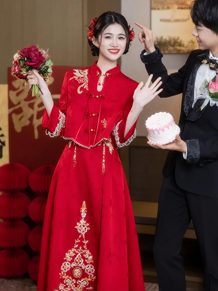 

New Chinese-style wedding dress toasting set and formal for brides
