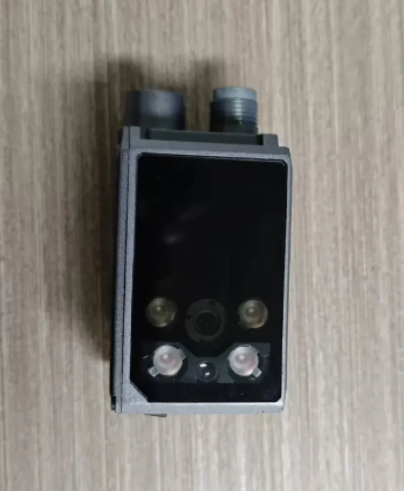 2026 Keyence SR-X100W sensing photoelectric switch ultra small intelligent barcode automatic scanning SR-100W