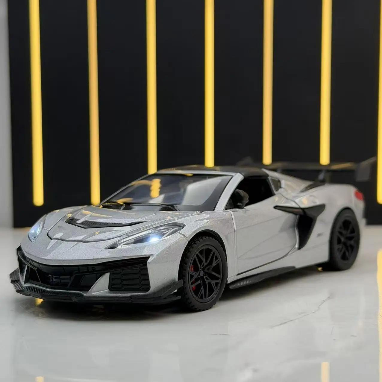 

1:32 realistic C8 ZR1X sports car metal model convertible design sound light collectible toy for gifting