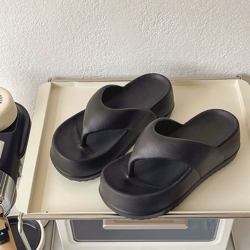 New Thick Flip-flops Women Fashion Platform Sandals Outdoor Women Beach Slipper Home Comfort Women's Summer Sandals 2024