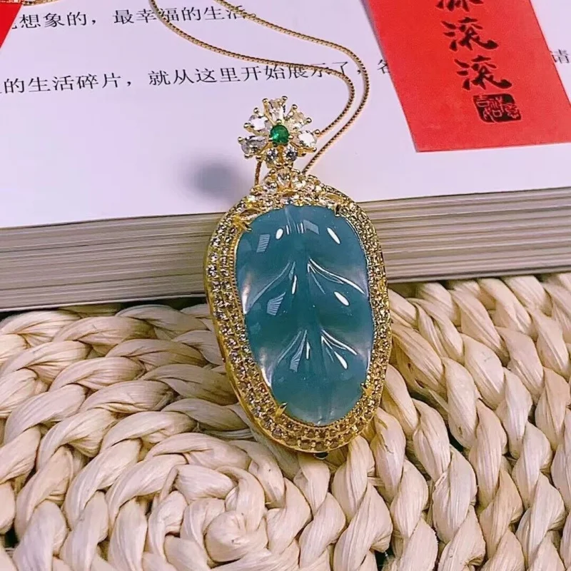 

Natural Emerald Blue Water Pendant Necklace with Copper Inlay Design, Jade Leaf Ornament, Wholesale Supply