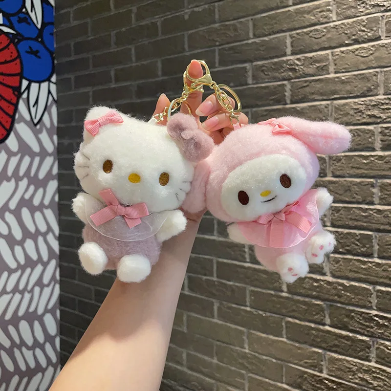 Kawaii Sanrio porte-clés Hello Kitty Pochacco ma mélodie porte-clés en peluche Kuromi cannelle sac à dos pendentif bijoux cadeau d'anniversaire