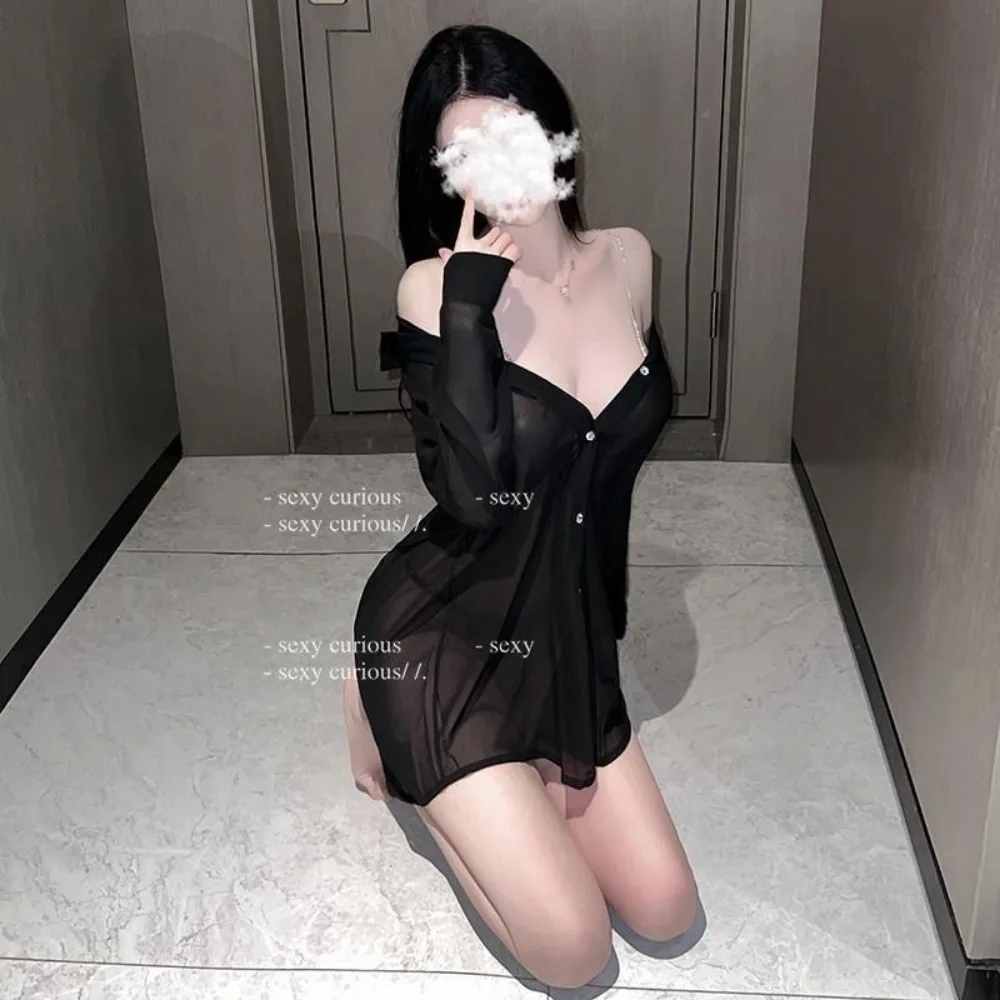 مثير سلسلة حزام خارج الكتف قميص مع الدانتيل فضفاضة تناسب اتجاهين حزام ثوب النوم الشبقية فستان سهرة الساخن