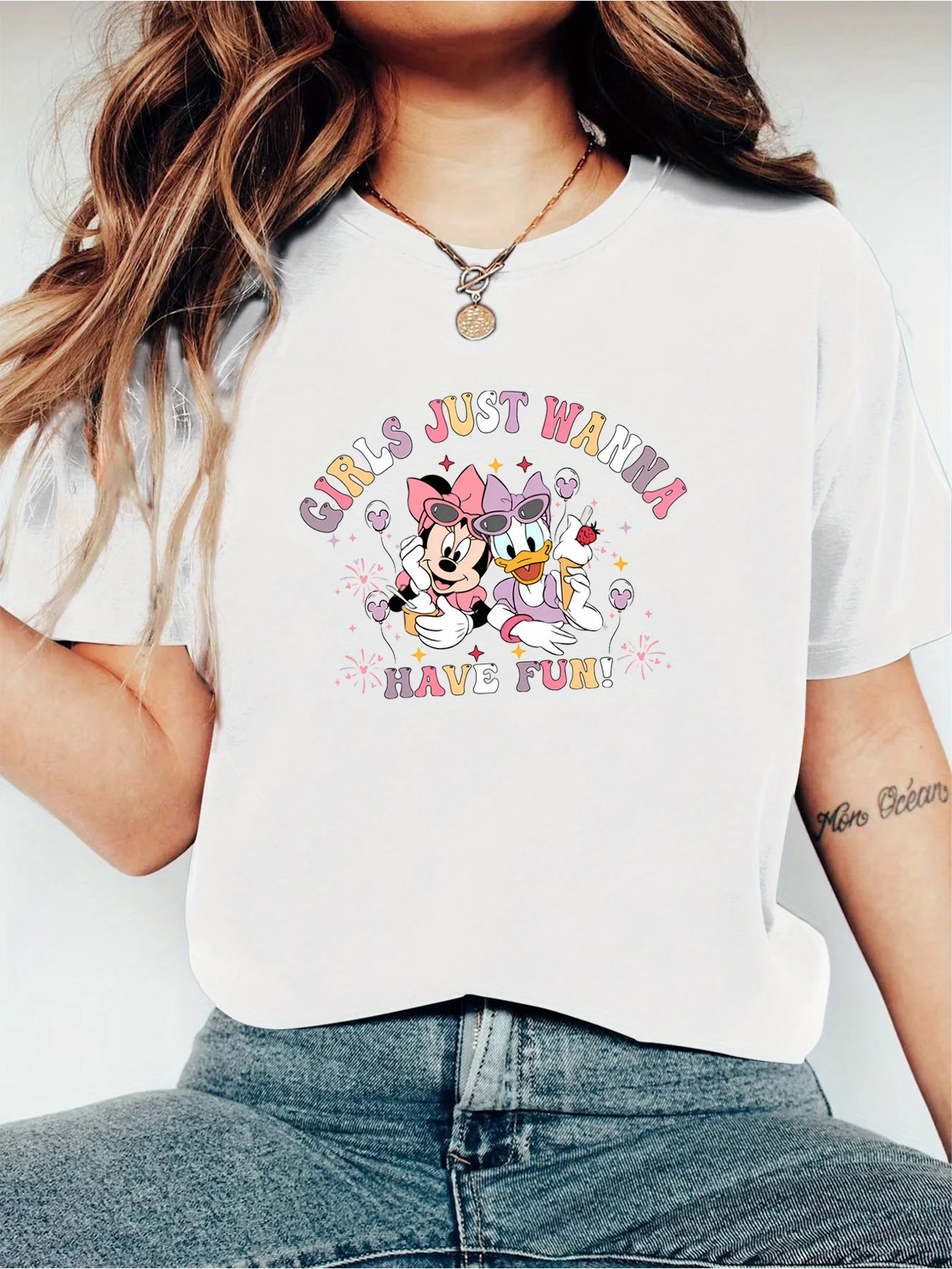 

Women'S "Just Wanna Have Fun!" Minnie & Donald Duck Graphic Tee Vintage 90s Retro Design Soft Viscose-Polyester Blend