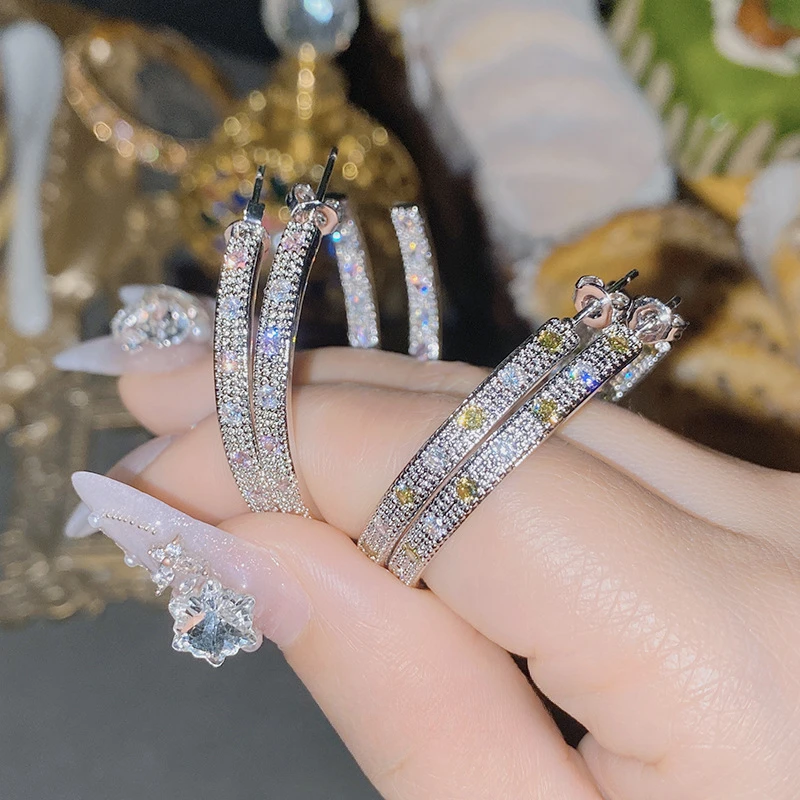 

ML-YSS Mossan style Oversized exaggerated fashion versatile earrings female gold-plated light luxury sparkling earrings