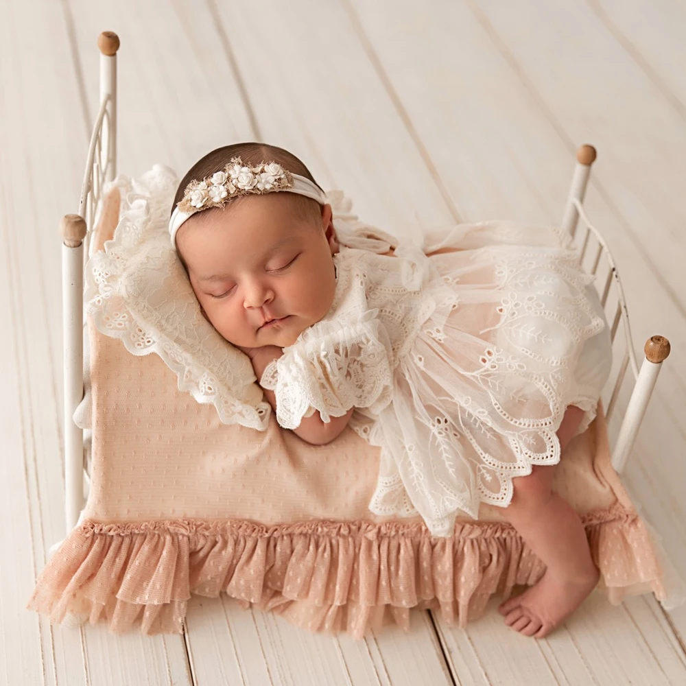 Vintage Lace Newborn Photography Props Dress Embroidery Infant Photoshoot Outfit Studio Baby Princess Tulle Romper Bodysuit
