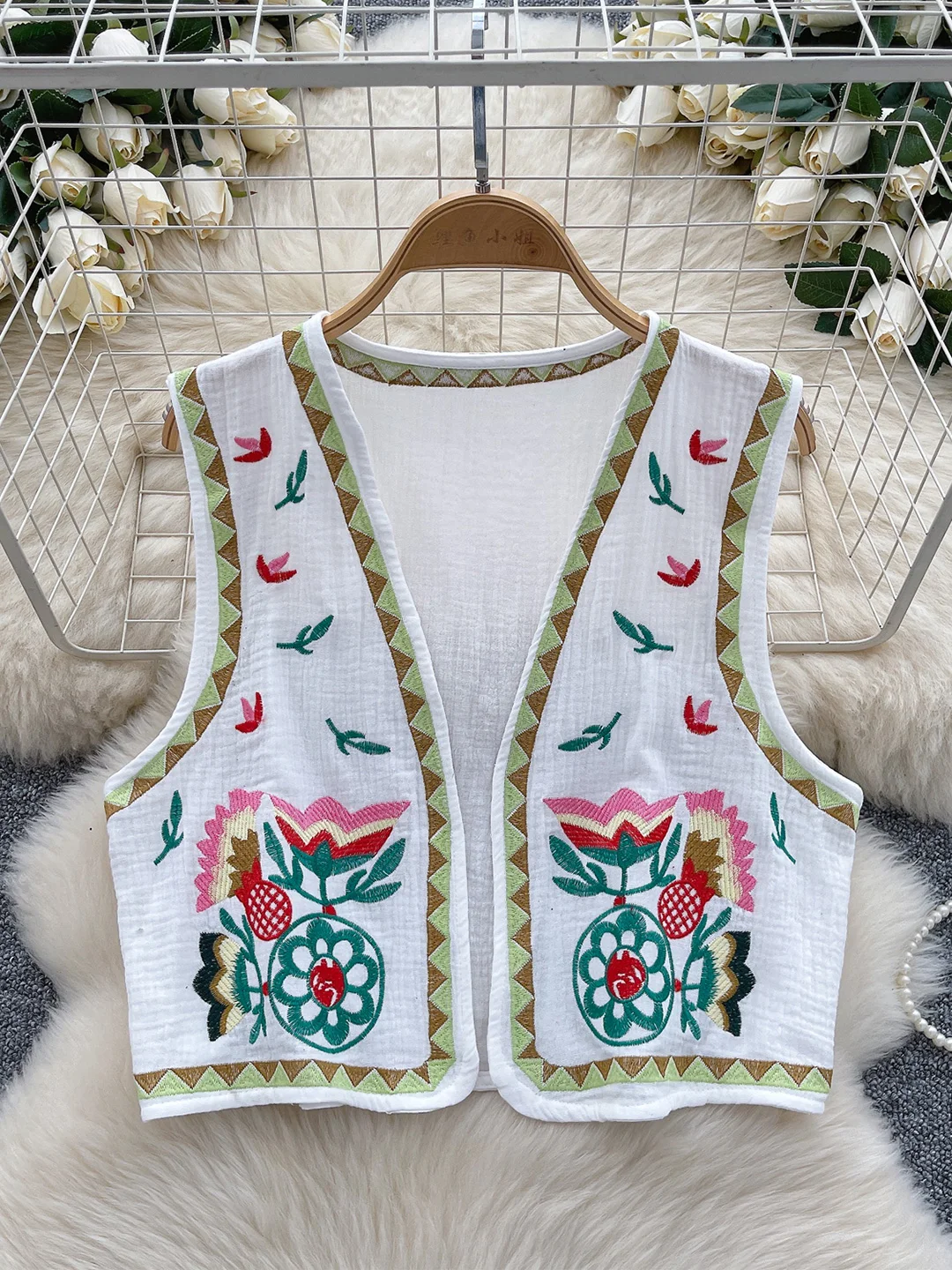 Gilet Croysier Top per donna Moda stile etnico Gilet con ricamo floreale vintage Gilet senza maniche con punto aperto