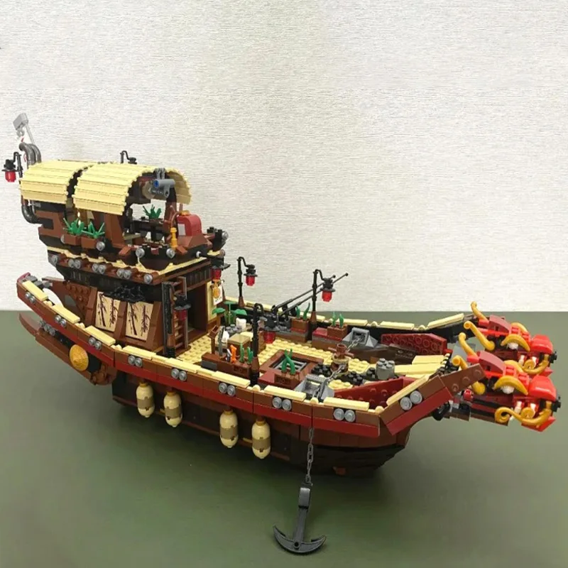 In Stock The Destiny Boat 2295PCS Flying Bounty Ship Building Blocks Bricks Kid Christmas Gifts Compatible 70618 06057 10210