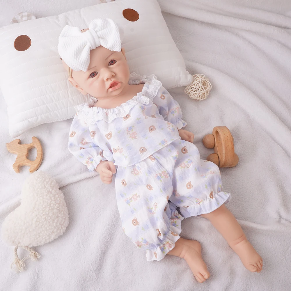 19,69 ZOLL große wiedergeborene Ganzkörper-Silikonpuppe, bezauberndes Lächeln für Neugeborene