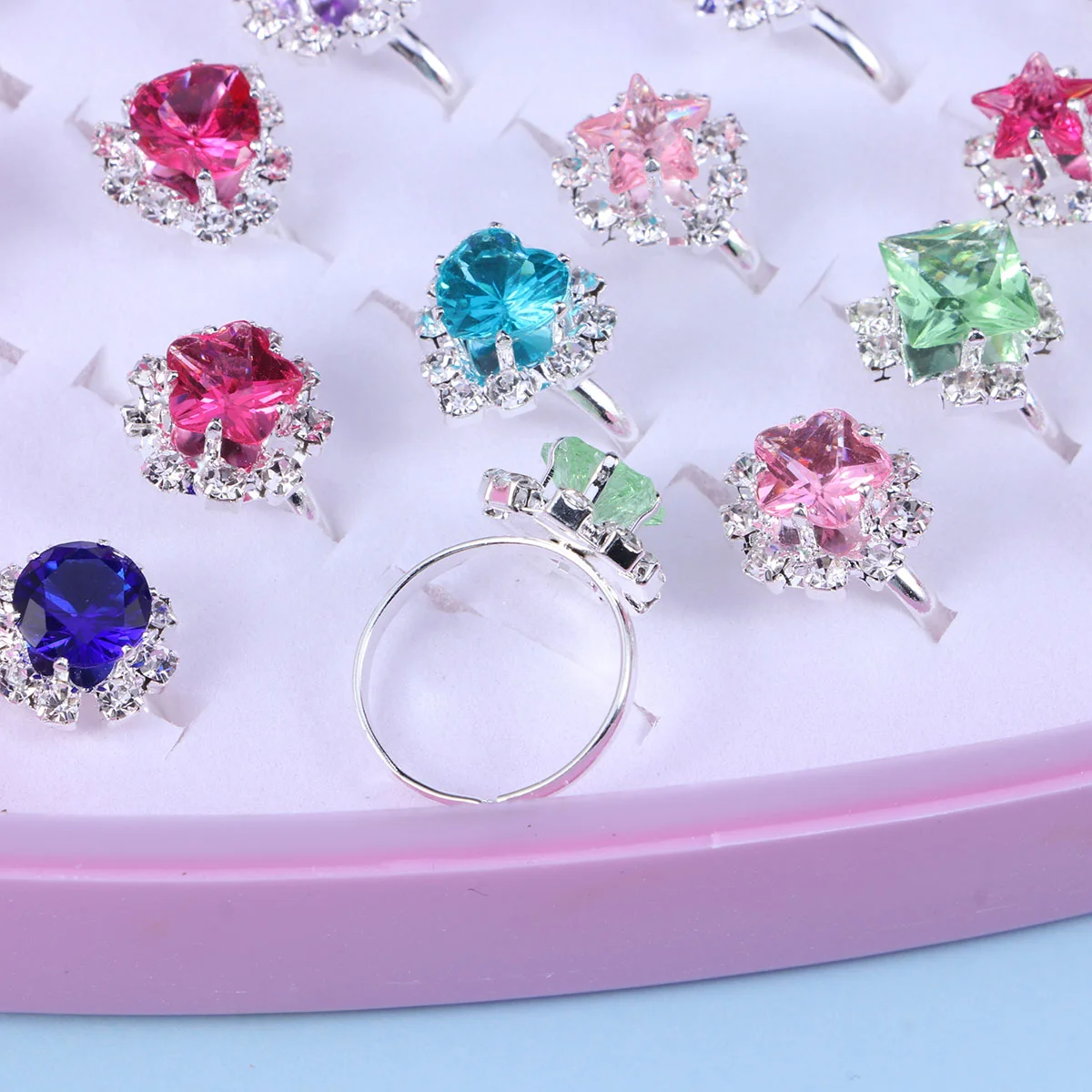 36pcs Child Rings Set Beautiful Crystal Rings Set Dress Up Ring Gift With Heart-Shaped Boxes for Kid Girl Child