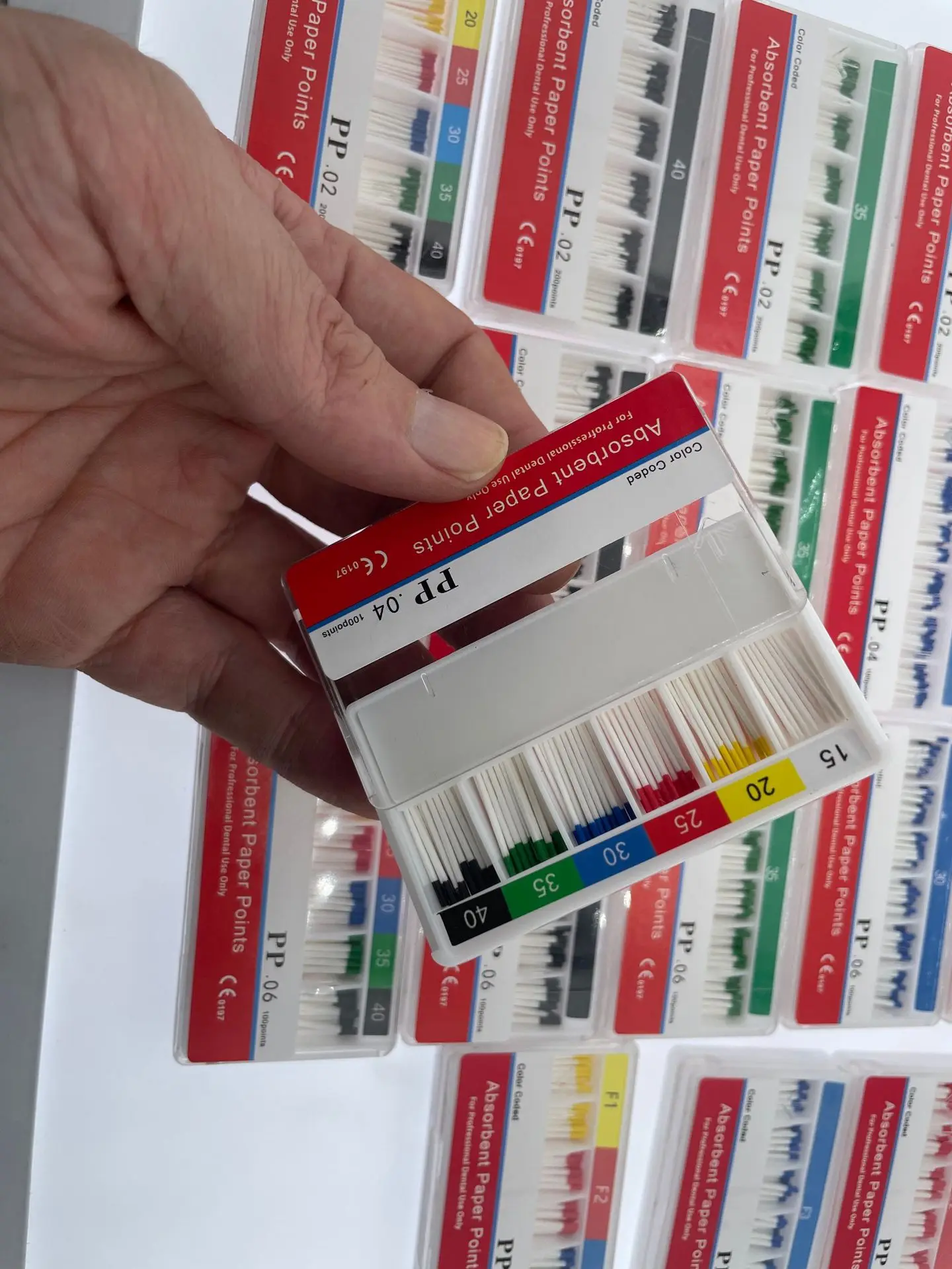 Kertas Dental PP, Point Absorbent Ukuran 02 04 06 Taper F1 F2 F3 untuk Perawatan Saluran Akar, Steril, Perlengkapan Endodontik