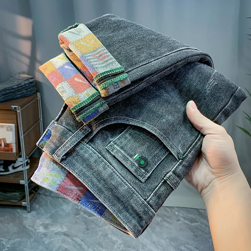 2024 Street Jeans primavera da uomo nuovi pantaloni corti alla moda Skinny elasticizzati stampati di tendenza Casual di fascia alta