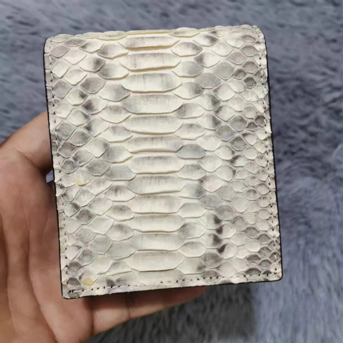 2027 New Fashion Business Men's Wallets Python Skin Genuine Leather Short Wallet Men Male Cash Purses Clutch Boy Casual Wallets