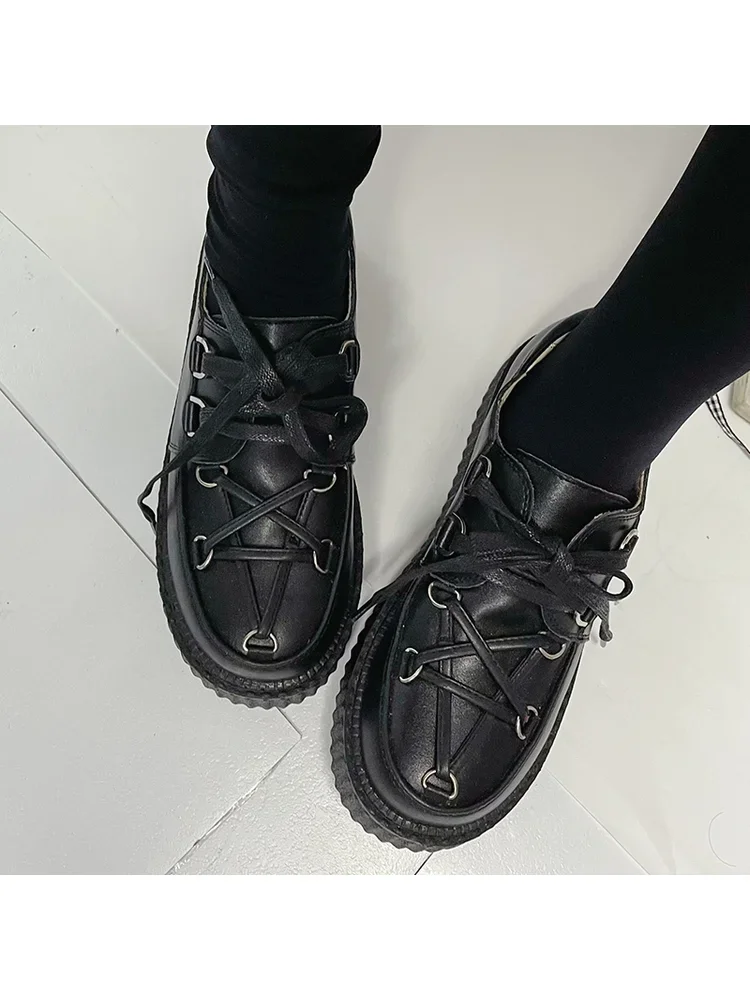 Retro Style British Neutral Black Leather Shoes For Couples Low Heeled Sponge Shoes Fashionable Flat Shoes