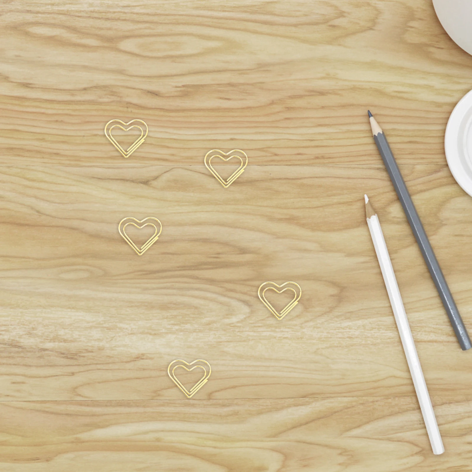 

100pcs Heart Paper Clips Metal Small Creative Office Supplies Golden Color Stationery Document Organization Accessories