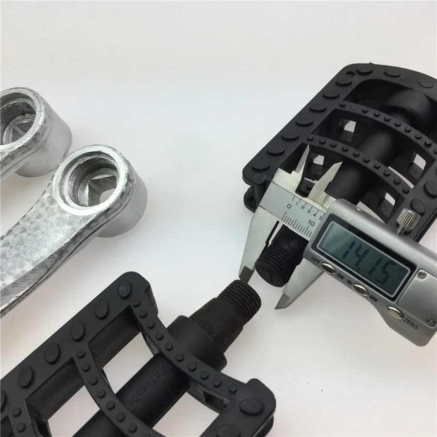 STARPAD para batería de coche eléctrico, pedal de bicicleta, pedal de canción, accesorios simples para coche eléctrico