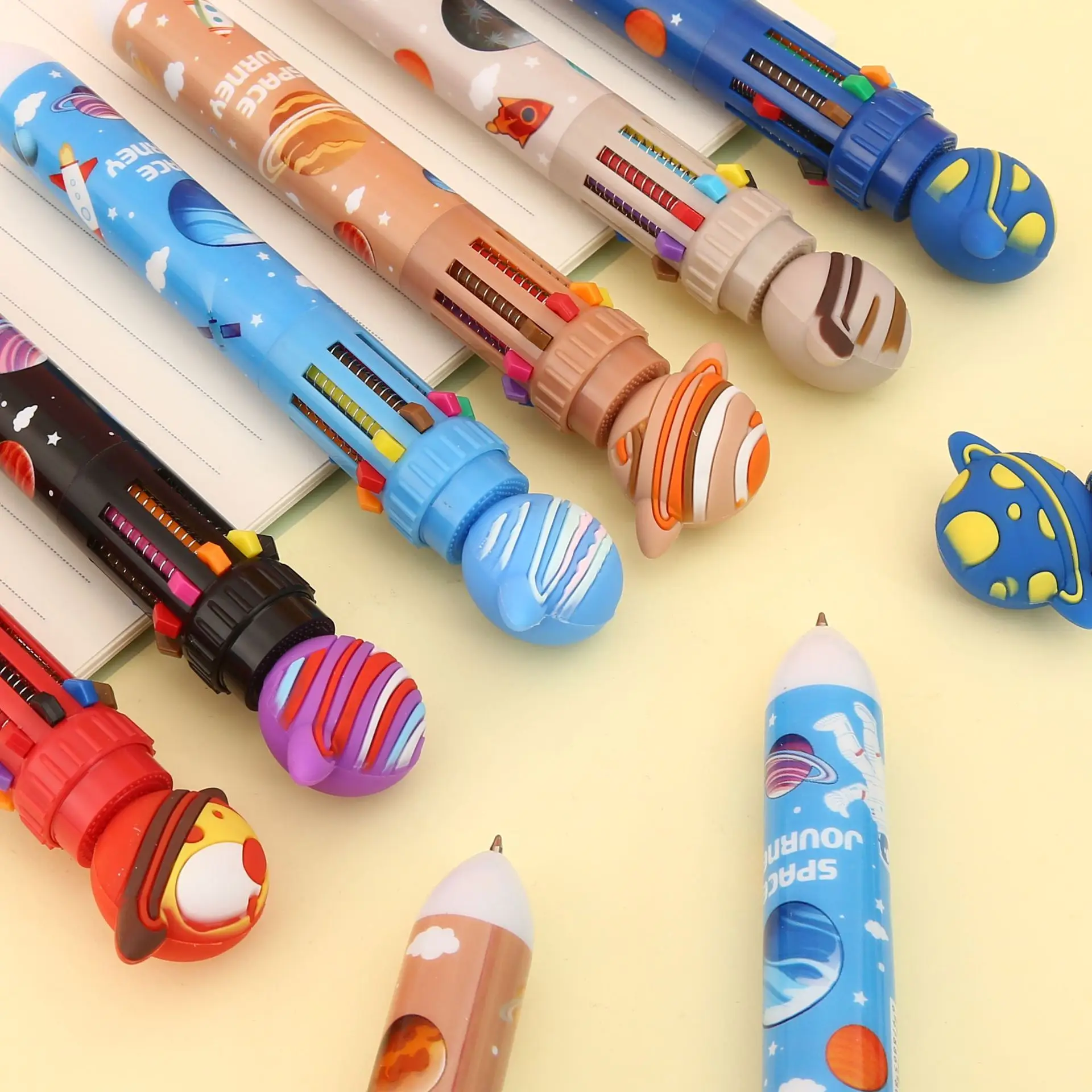 مجموعة أقلام حبر جاف لرائد الفضاء مكونة من 10 ألوان - أقلام يومية إبداعية متعددة الألوان للطلاب وتدوين الملاحظات