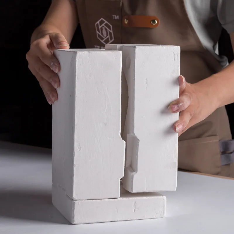 Creation space plum vase mold, ceramic DIY handmade vase grouting mold, ceramic work in progress gypsum