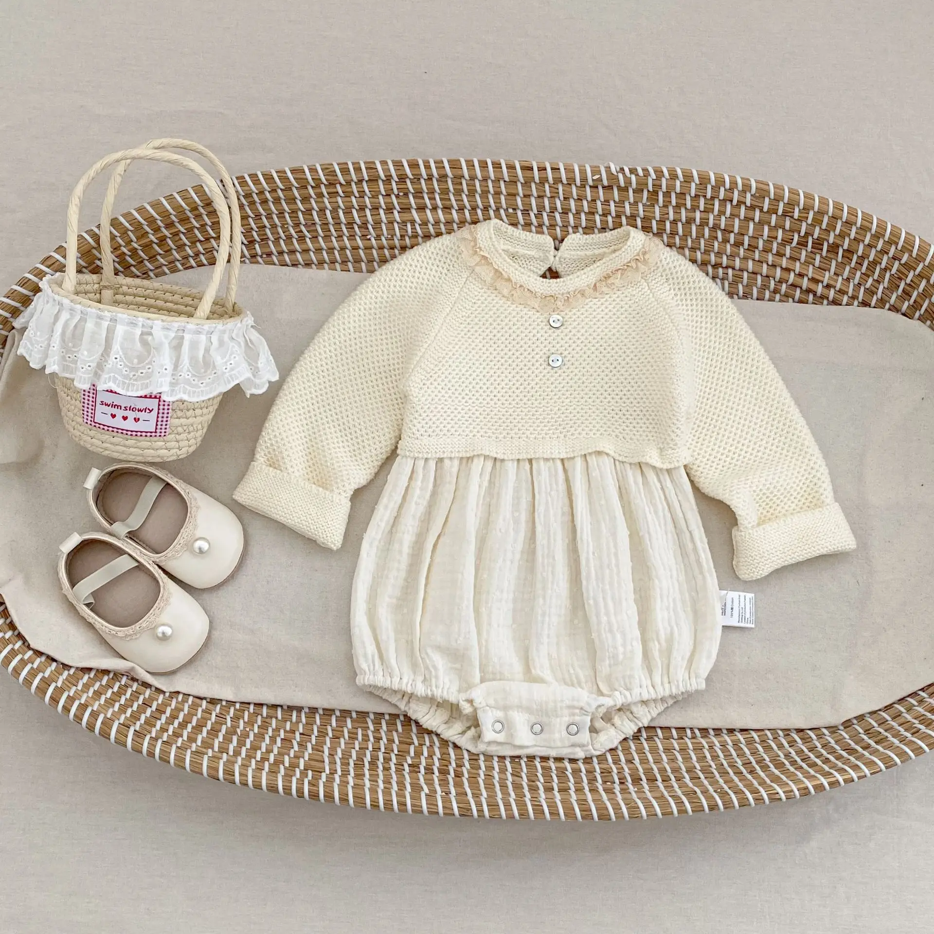 

Детский комбинезон-боди с длинным рукавом и вязаными вставками, весна 2026, повседневный цельный комбинезон для девочек, одежда для малышей