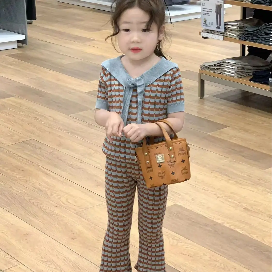 

Spring/Summer Girls' Set New Children's Thin Hollow Knitted Striped Short Sleeve Top+Bellbottom Pants 2-piece Set