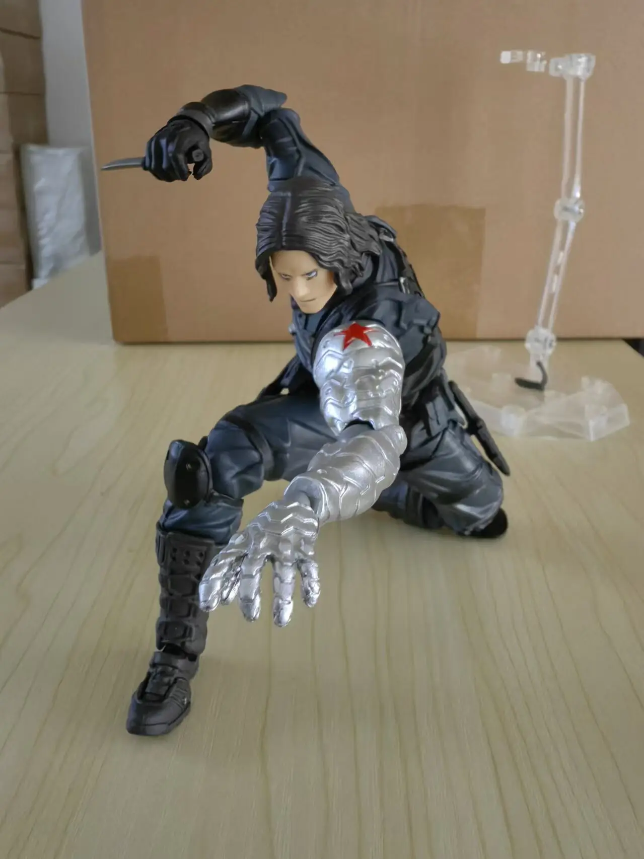 Kaiyodo soldado de invierno Revoltech increíble YAMAGUCHI Bucky Barnes Capitán América Anime figuras de acción juguete juguetes de cumpleaños regalos