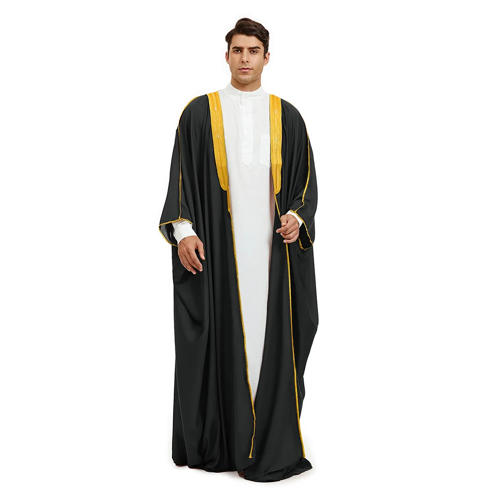 Uomini Bisht Abaya Modesto Musulmano Thobe Jubba Abito Raso Ricamo Caftano Abbigliamento Islamico Abito Arabo Eid Mantello di Preghiera Caftano Saudita