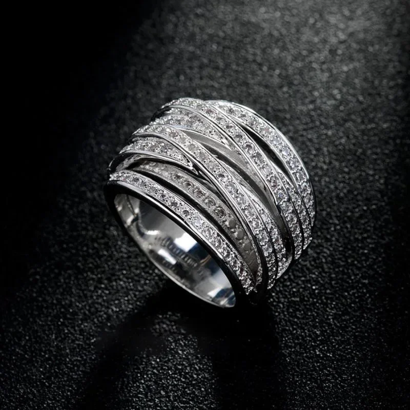 New Luxury Elegant Fashion Trend Zircon Ring for Women Wedding Engagement Bride Temperament Personality Niche Design Jewelry