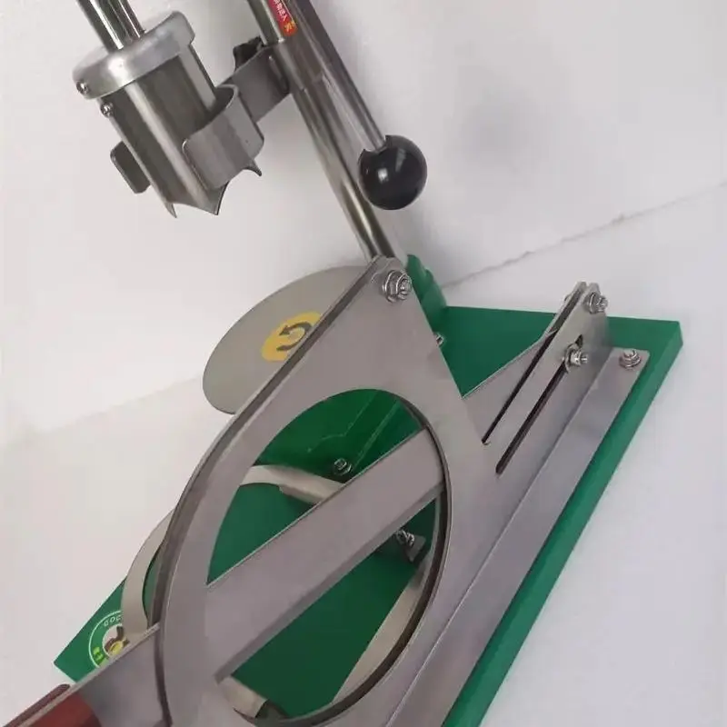 آلة فتح ثقب جوز الهند الصغيرة المحمولة باللون الأخضر مع دليل قطع جوز الهند #6