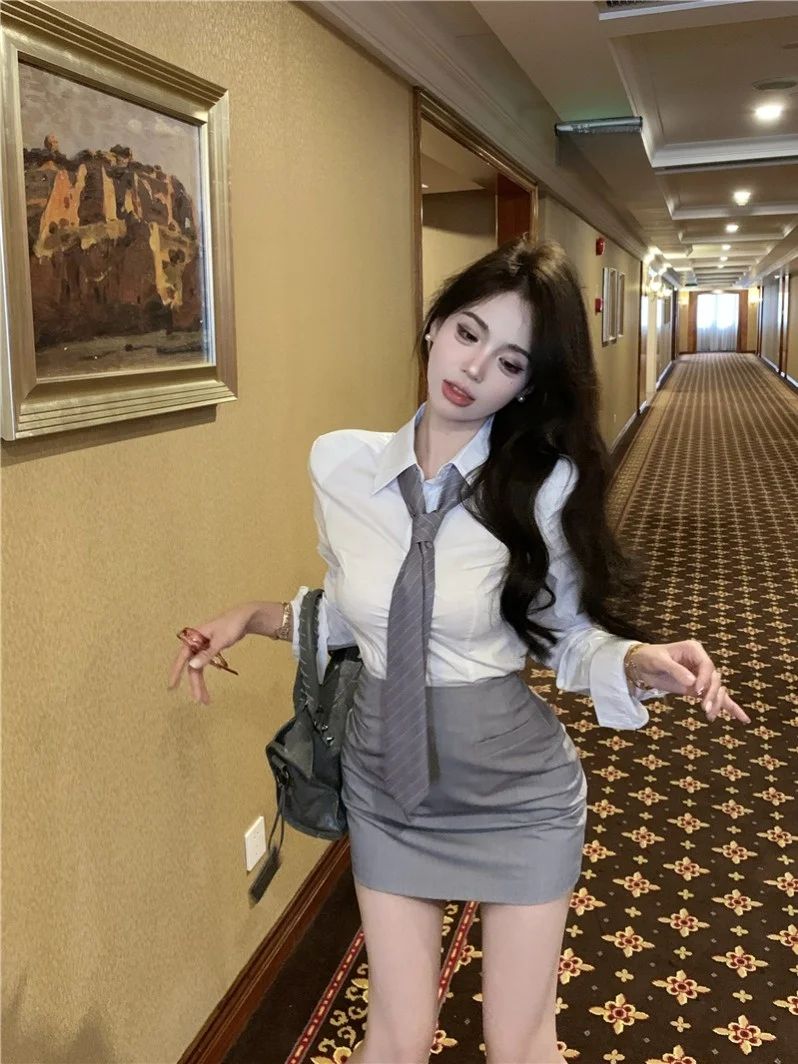 

White Collar Long Sleeve Waist-Cinching Women's Shirt Winter Uniform Set with Skirt High Waist Shorts Button Style Fashi...