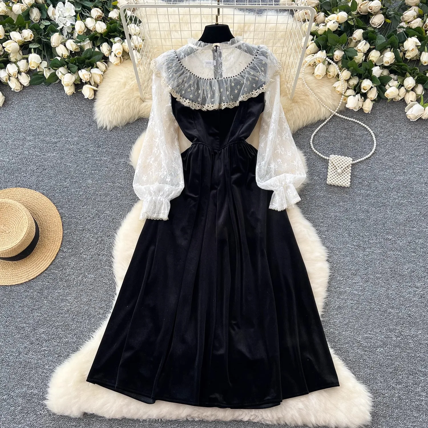 Autumn Winter Women O-Neck Long Flare Sleeve Prom Midi Dress Vintage Lady Ruffles Lace Patchwork Black Dress Velvet Dress