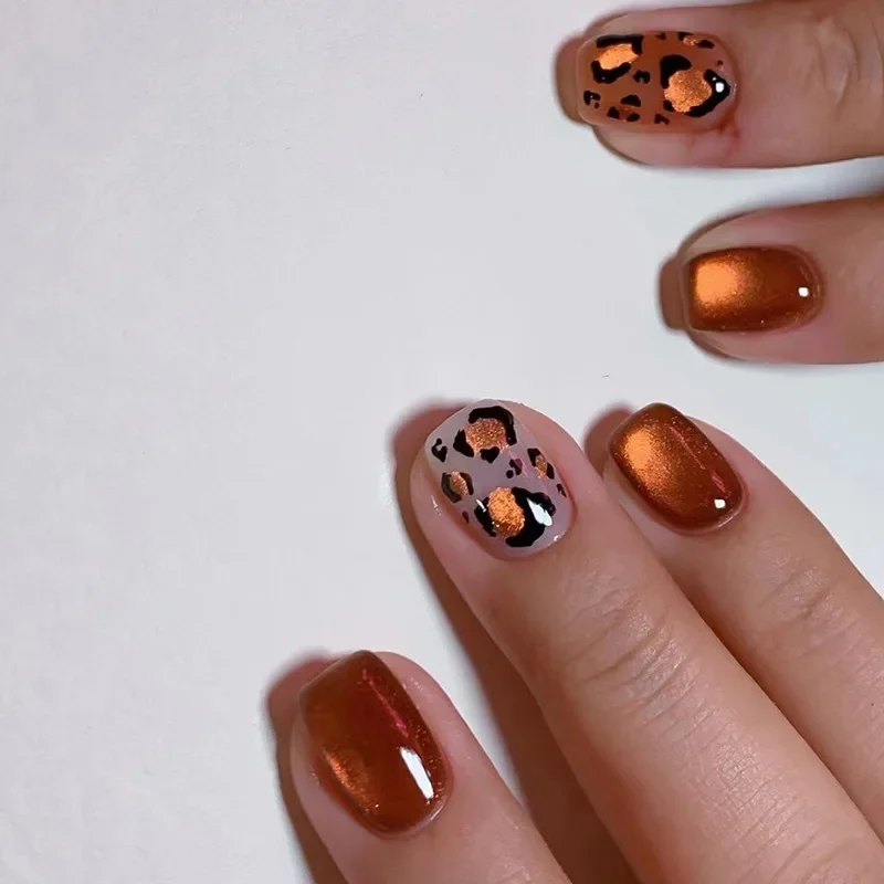 

24-Piece Orange Cat Eye Press-On Nails with Short Square Full Cover and Leopard Design - Trendy Fake Nails for Women & Girls