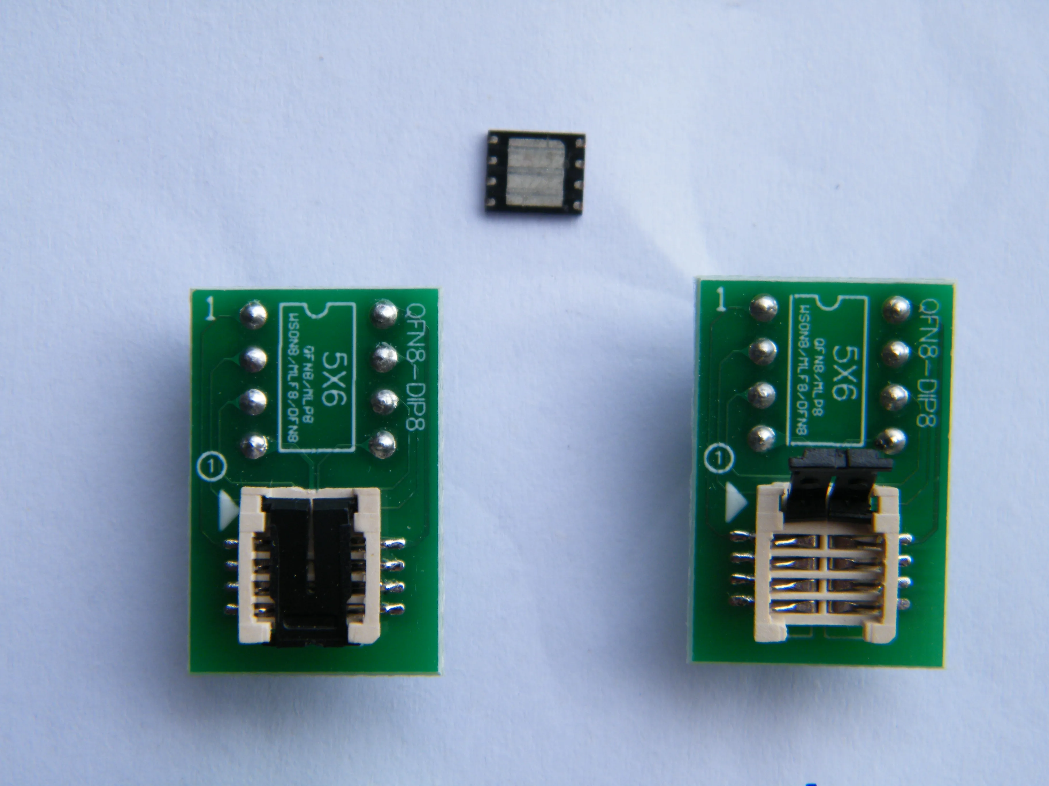 QFN8 /WSON8/MLF8/MLP8/DFN8 TO DIP8 universal two-in-one socket/adapter for both 6*5MM and 8*6MM chips