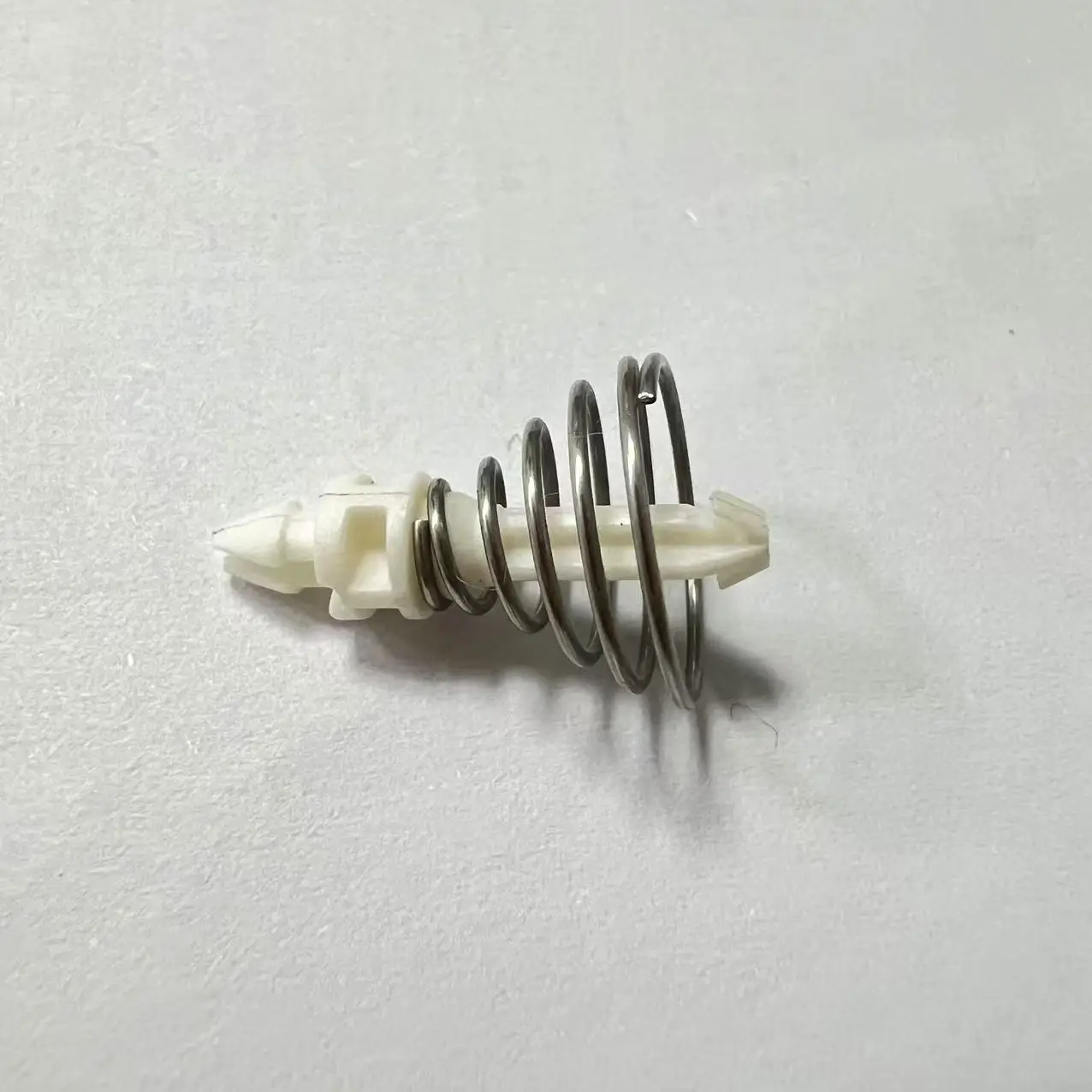 

100 PCS Spacer for circuit boards. Fix the spacer with nut.