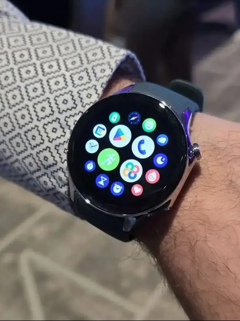 Neue Smartwatch OnePlus Watch 2 1,43'' AMOLED-Bildschirm WLAN GPS IP68 Google Pay