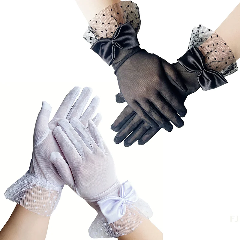 

Chic French Lace Gloves, Sun-Protective Short Elastic Mesh Gloves for Women, Sexy Gloves for Party or Wedding Events.