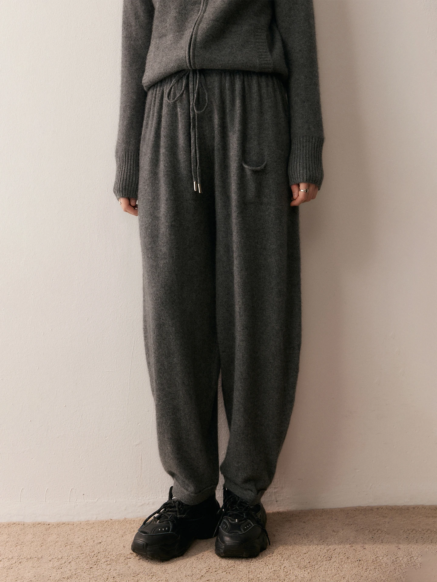 

High Waist Knitted Camere Leisure Pants Women's Dstring Loose Slimming Versatile Casual Pants andmother's Cabbage Pants