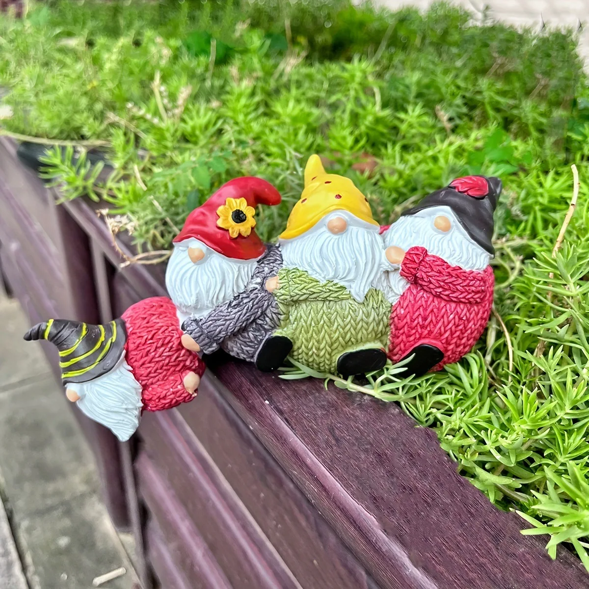 

Table Resin Statue Ornaments Bear Family Christmas Decor Suitable For Gifts Living Room Garden Decoration Supplies