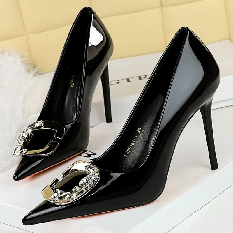 Bigtree Shoes Metal… - image