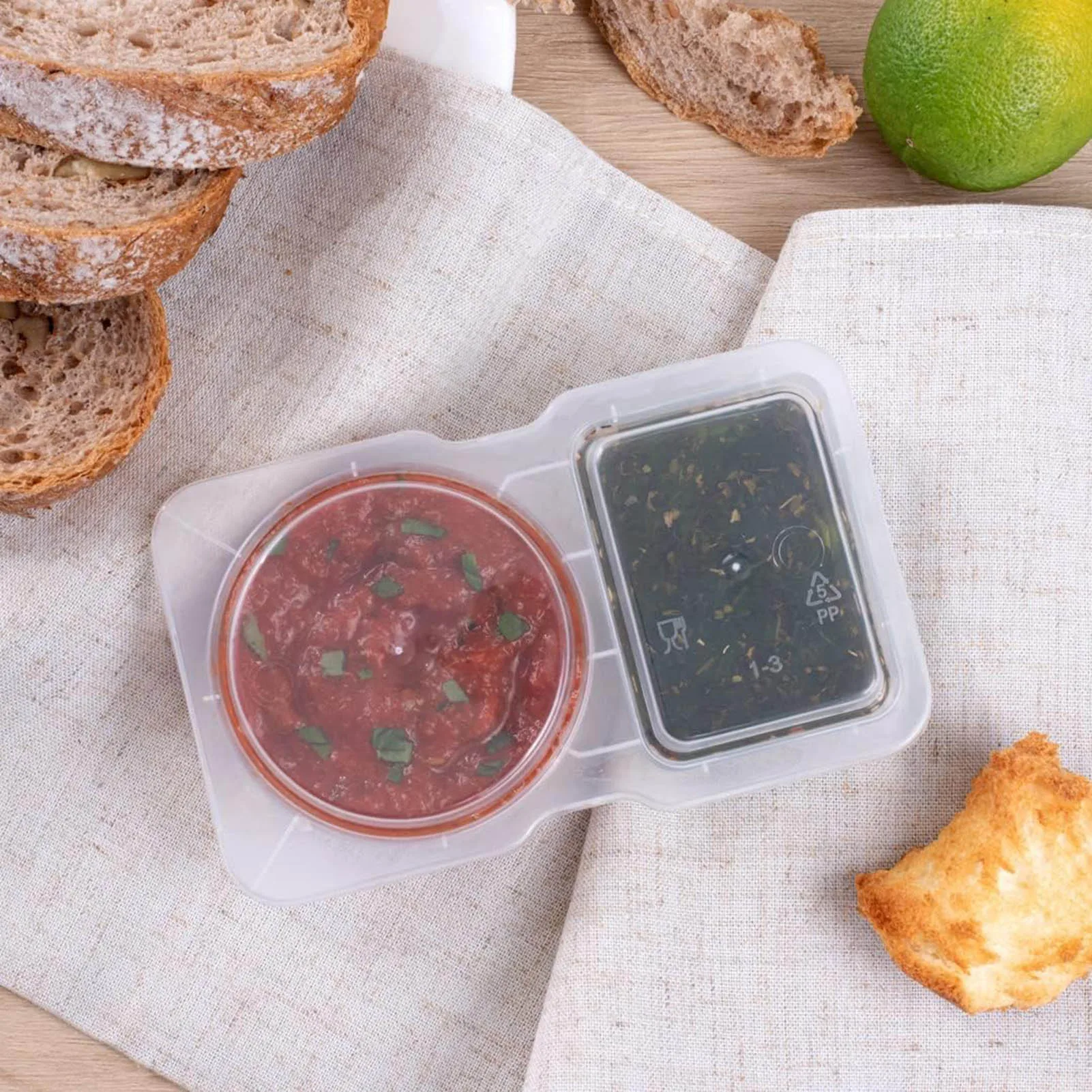 Disposable Plastic Seasoning Sauce Box Easily Store or Hold Side Dishes Containers for to-go Sauce Sampling