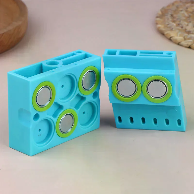 Sewing Machine Storage Box with Strong Magnetic Adsorption for Thread Spools Scissors Screwdriver Garment Factory Organizer