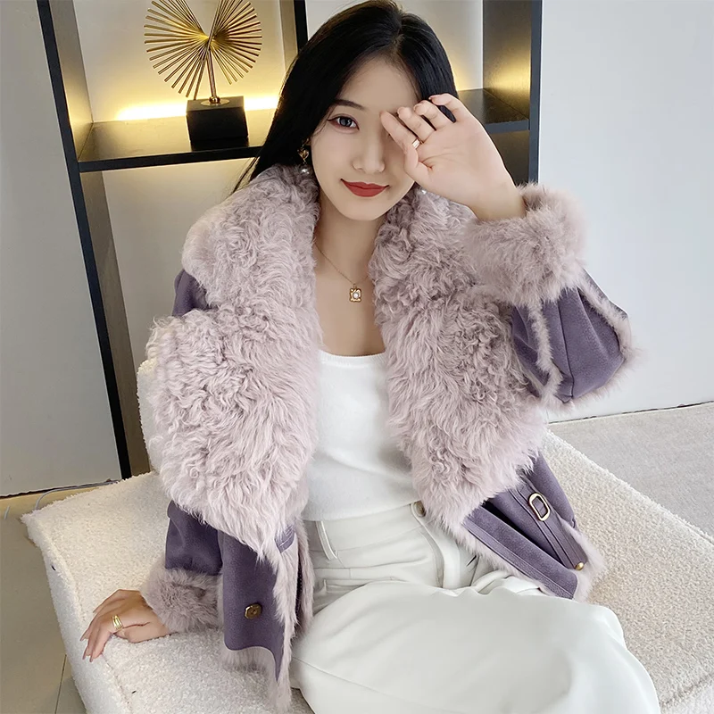 Fur Women\'s Jacket Winter New Rabbit Fur Integrated Lamb Plush Collar Short Thickened Warm Luxury Coat Loose Long sleeved Korean